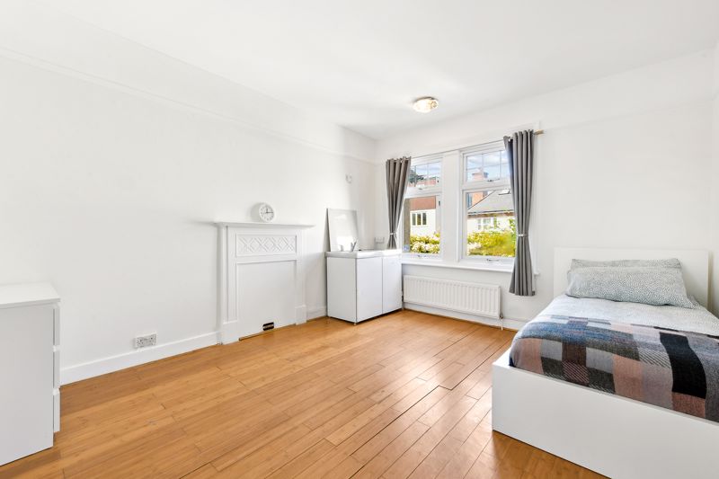 IVY GATE- click for photo gallery